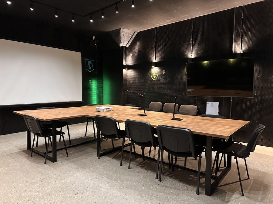 Стильний простір для конференцій та переговорів