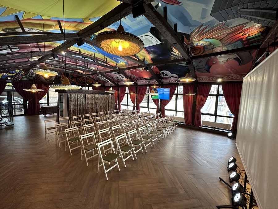 Конференц-хол від STAGE