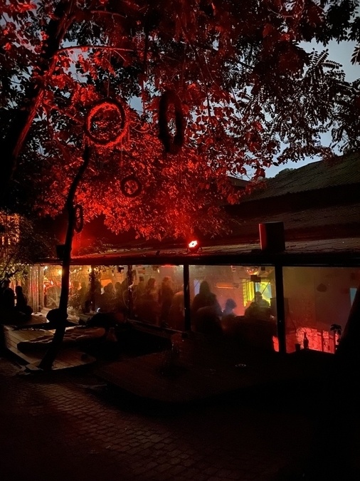 Closer Connections для вечірок та івентів