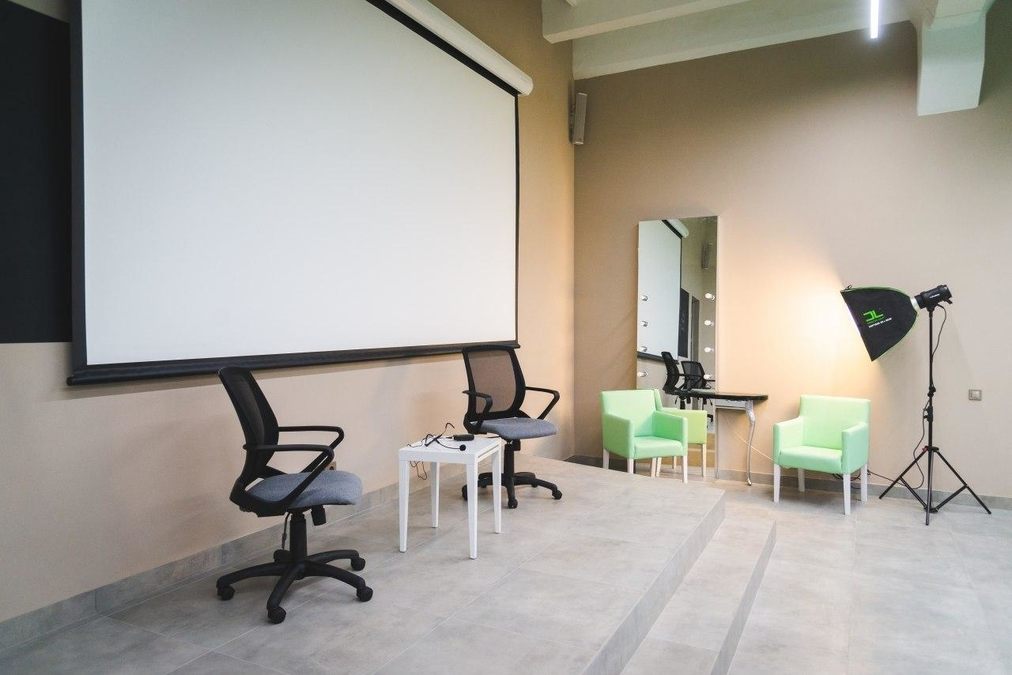 Лофтовий простір для заходів з бомбосховищем - СВС