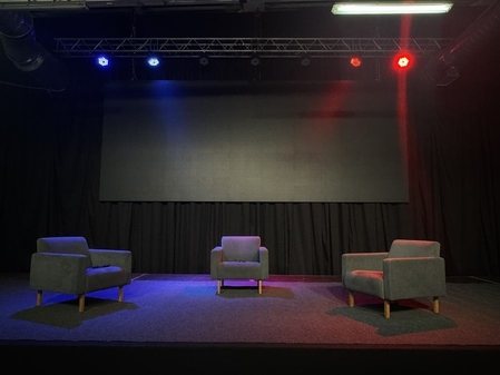 UPSTREAM PLACE  - сучасний івент-простір 