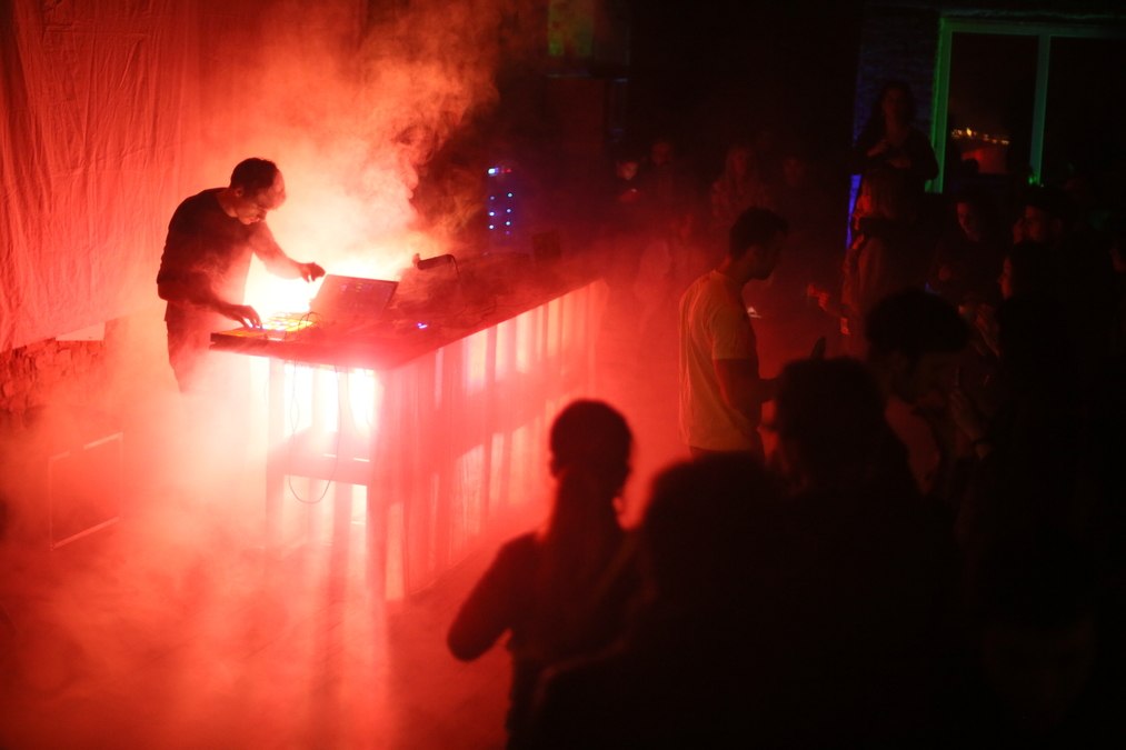 Mezzanine – арт-пространство с террасой на Подоле