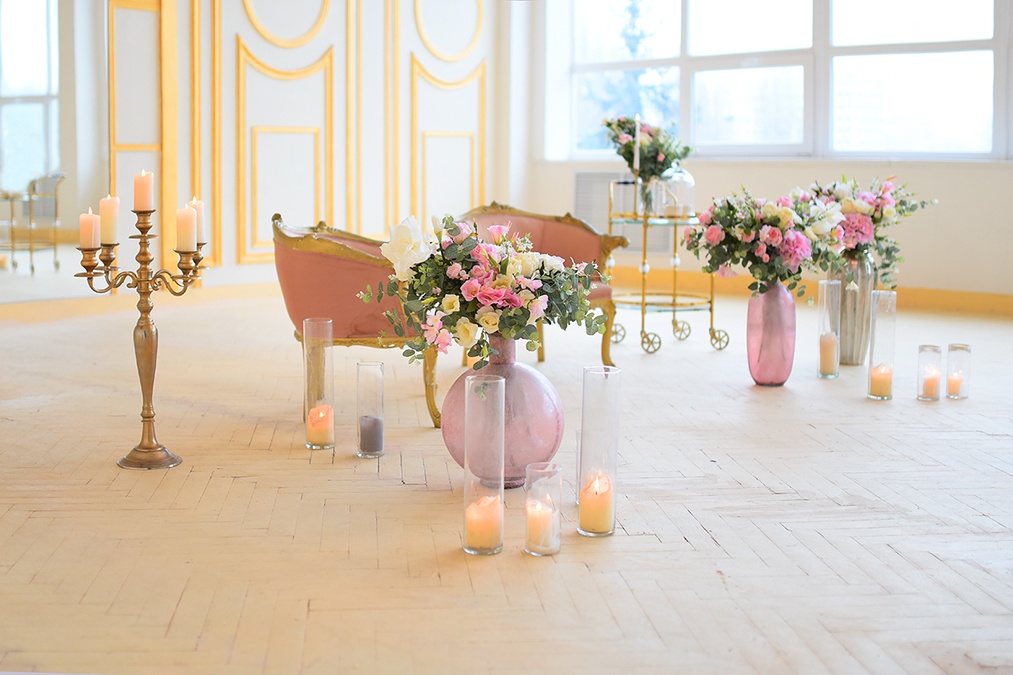 Світлий зал для фотосесій в Light Studio