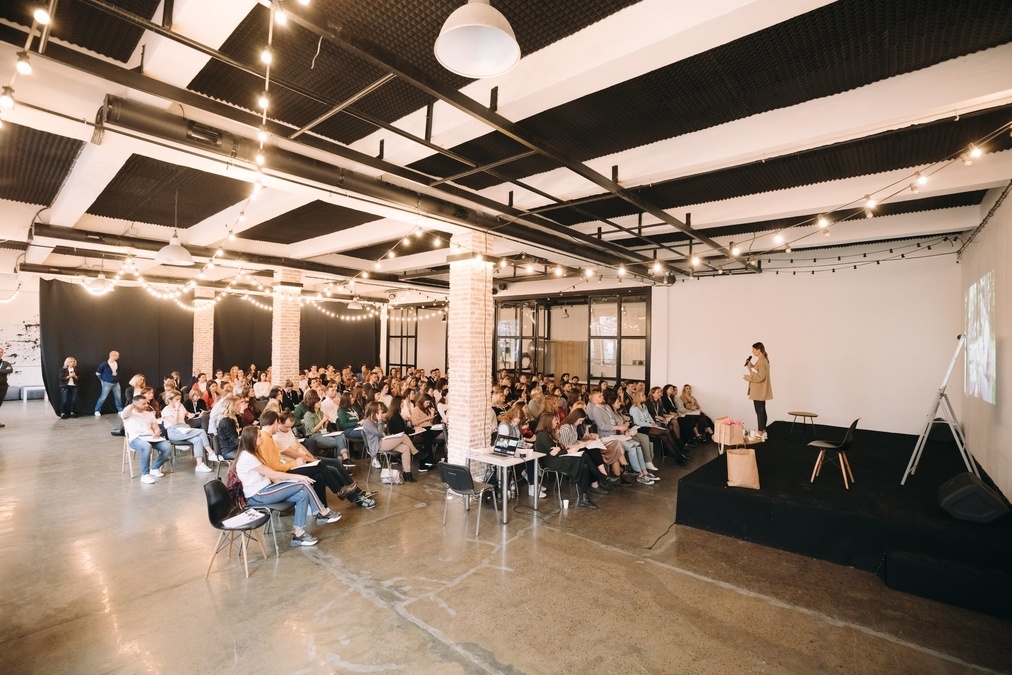 Event-пространство "Bolshoy" в студии Inlight