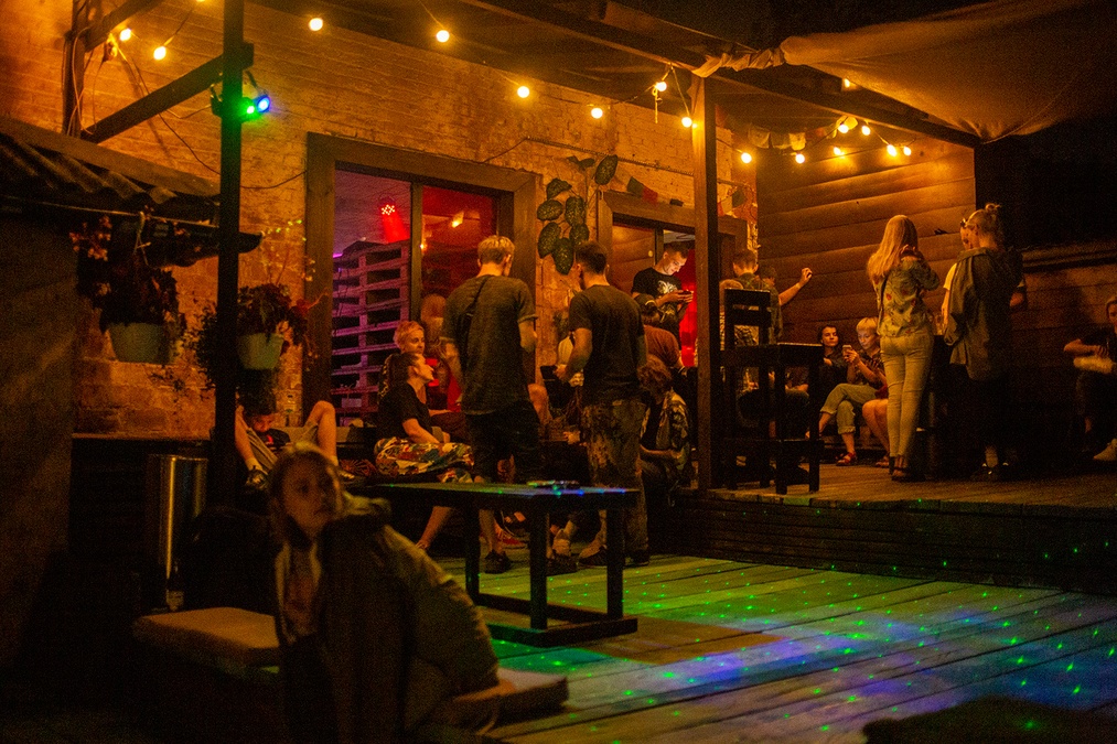 Mezzanine – арт-пространство с террасой на Подоле