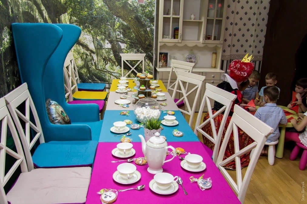 Стилізована казкова кімната