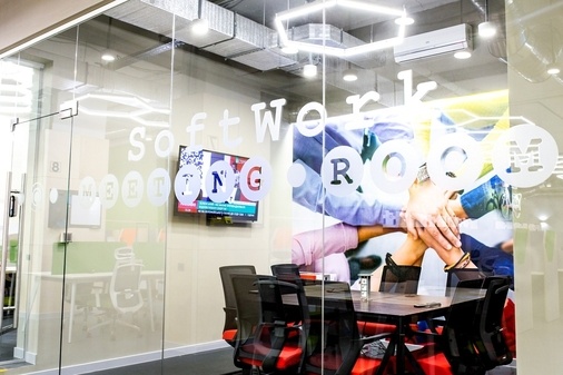 Кімната для переговорів в коворкінгу "SoftWork"
