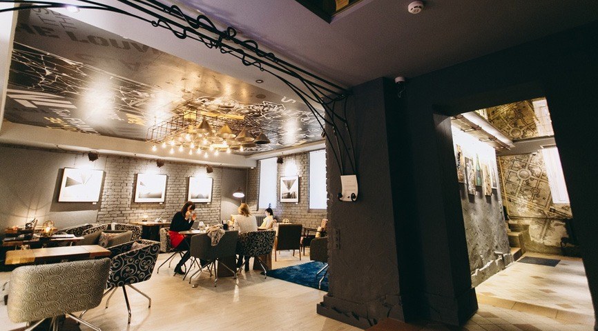 Яркое помещение