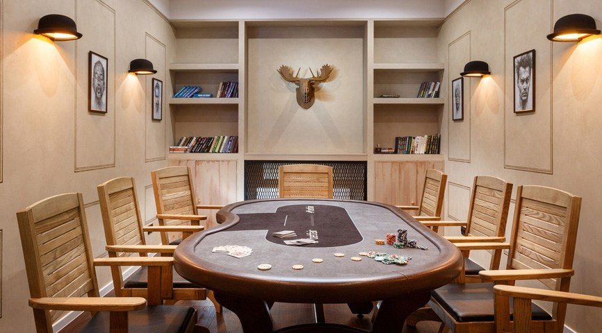 Игра в покер