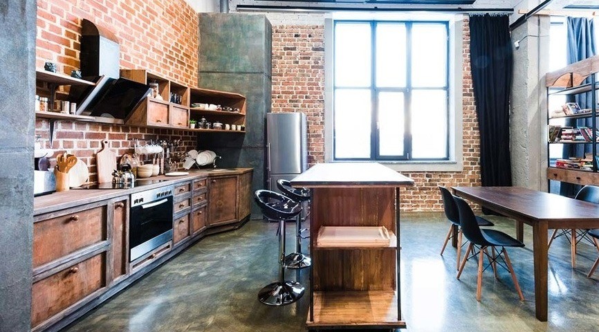 Кухонный стол