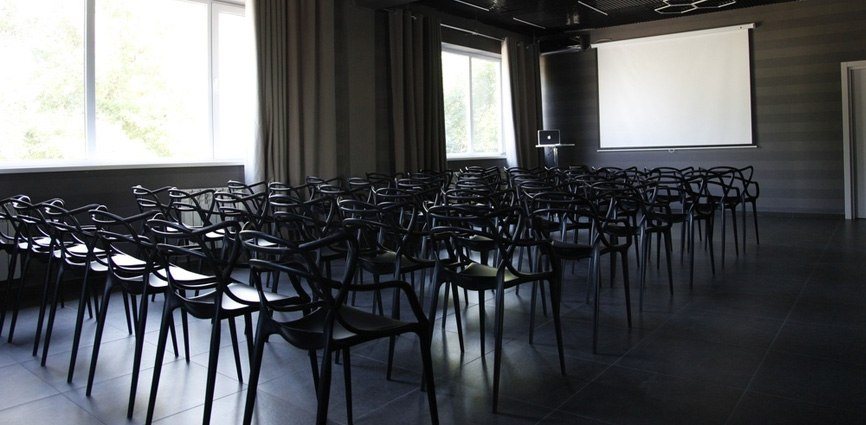 Технологичный конференц зал